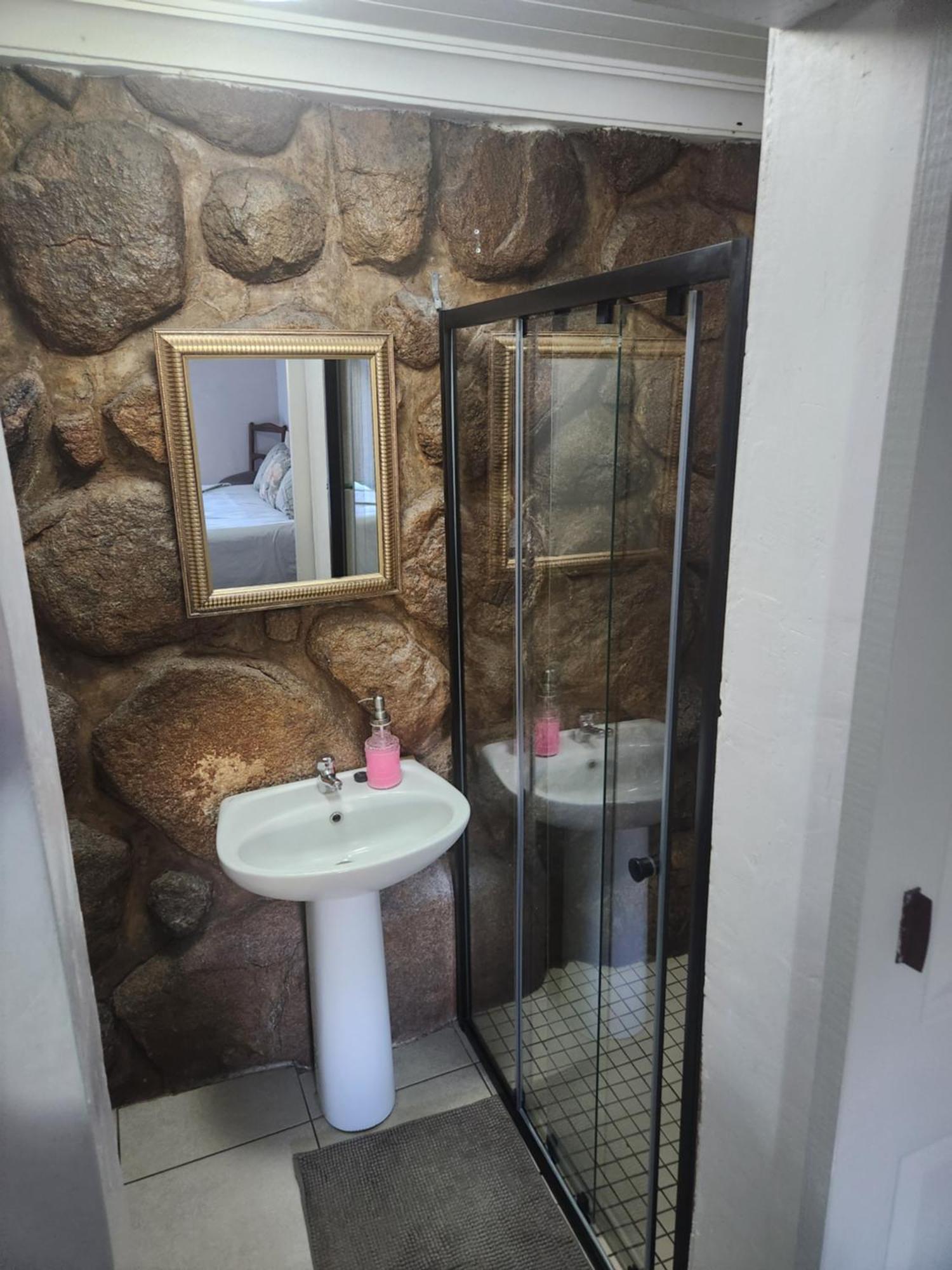 Mimosa Guesthouse Колесберг Екстериор снимка